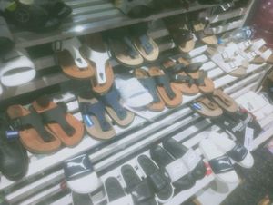 Adidas, Nike, Puma Sliders