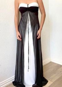 Elegant Black & White Gown(Fixed price)
