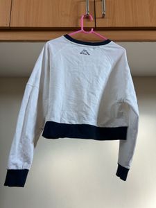 Kappa Stylish White Cropped Sweatshirt - M