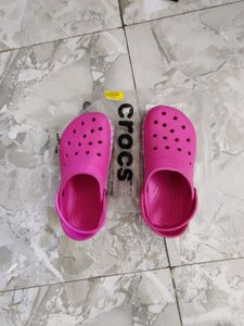 Pink Crocs Clogs - Comfortable &amp; Stylish!