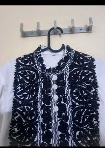 pakisthani embroidery kurta set