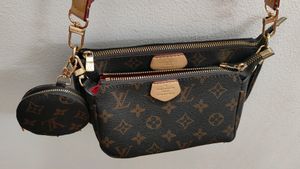 LOUIS VUITTON Pochette Sling Bag