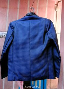 Boys Suit And Blazer Set.Like New.