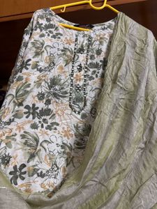 Green Botanical Print Kurta + Dupatta