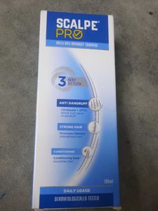 Scalpe Pro Anti-Dandruff Shampoo