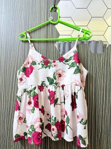 BERRYLUSH Floral Peplum Top