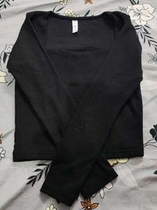 Black Square Neck Long Sleeve Top