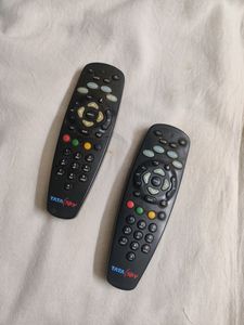 Tata Sky HD Set Top Box With 2 Remotes And Adaptor