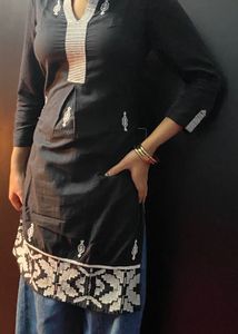 Gorgeous Black Kurti