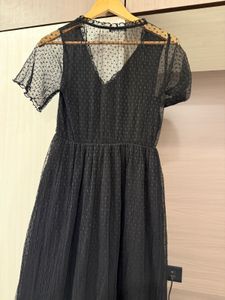 Elegant Black Dress