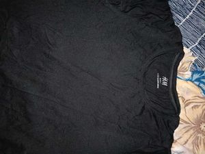 black t shirt