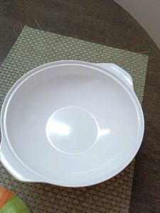 2 BIG BOWL WITH LID AND SERVING SPOON