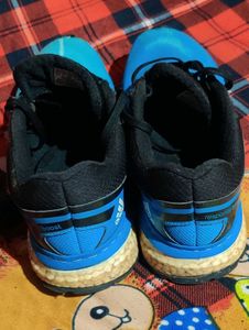 Adidas Response Boost Sneakers