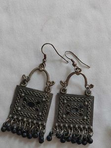 Earrings - Silver Tone
