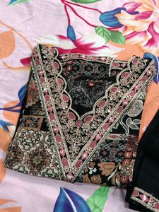 Black V Neck Design Kurta Set
