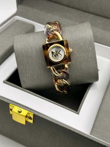 MICHAEL KORS CHAIN STYLE PREMIUM QUALITY WATCH
