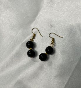 Pearl &amp; Black Bead Necklace Set