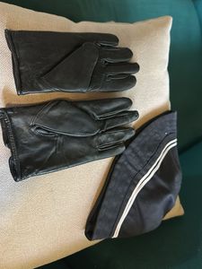 Leather Gloves With Cotton Cap Free