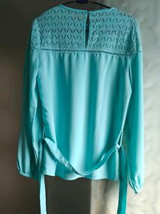 Cyan Top