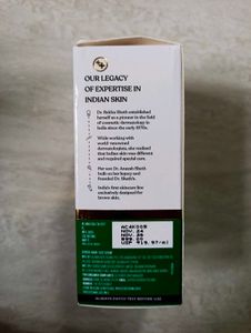 Dr. Sheth&#39;s Centella &amp; Niacinamide Serum