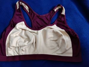 sports bra