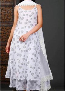 Elegant White Kurta Set