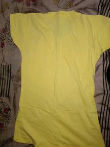 Yellow Bee Graphic T-Shirt