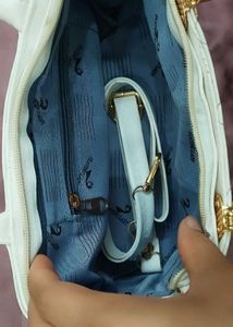 Stylish White Quilted Handbag for Sale!
