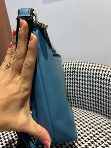New 🆕 Sling Bag 💼