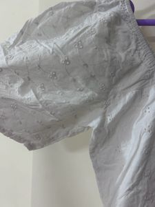 Cotton White top