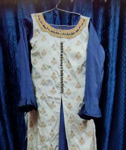 Girls Gown💙🤍