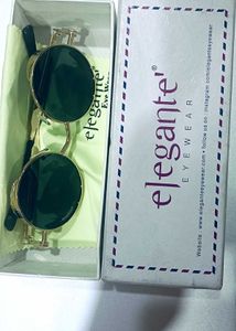Round Gold Framed Sunglasses (Unisex)
