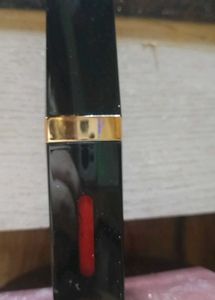 Manish Malhotra Lipstick