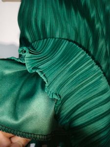 Green Sleeveless Top Small/ Medium size