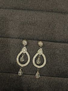 Elegant Crystal Drop Earrings