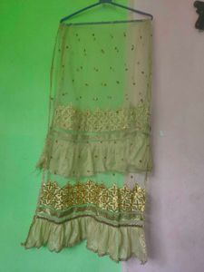 Elegant Embroidered Kameez With Dupatta