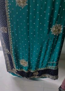 Beautiful Saree Kam Price Me 😍😍😍