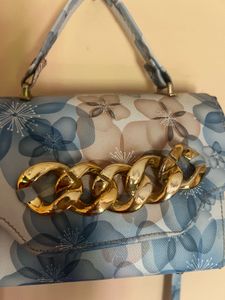 FLOWER PRINT SLING BAG