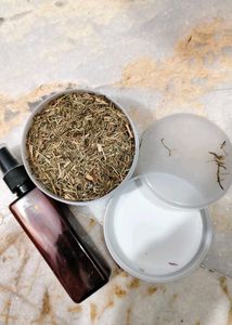 ROSEMARY LEAVES &amp; SPRAY BOTTLE