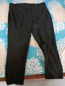 Pure Black Pant From Pantaloons
