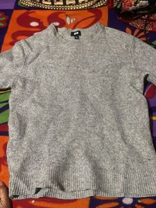 Grey Colour Wollen Sweater