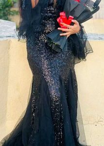 Fishcut Elegant Black Sequin Gown