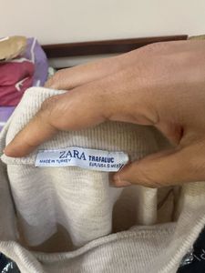 Gray Mock Neck Knit Top ZARA