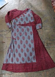Stylish Floral Print Kurti