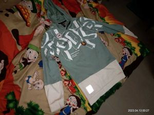 Sage Green Graphic Print Hoodie 8-10 Yrs