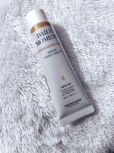 The Face Shop Daily Moment Vegan Hand Cream Sunset