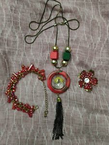 Necklace Set