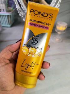 Ponds Light &amp; Creme Gel Sunscreen Combo