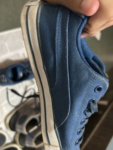 Puma Sneakers