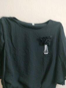 Women L Size Round Neck Black Top With Flared Sleeves
